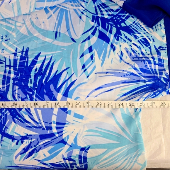 Avon Women Cover up Swim Blue Tropical Print Blouse Sheer Sleeve trim airy - Picture 3 of 6
